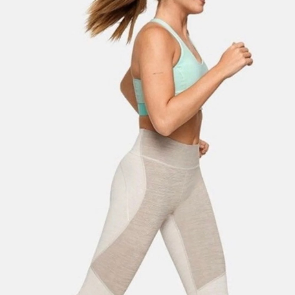 Outdoor voices techsweat leggings